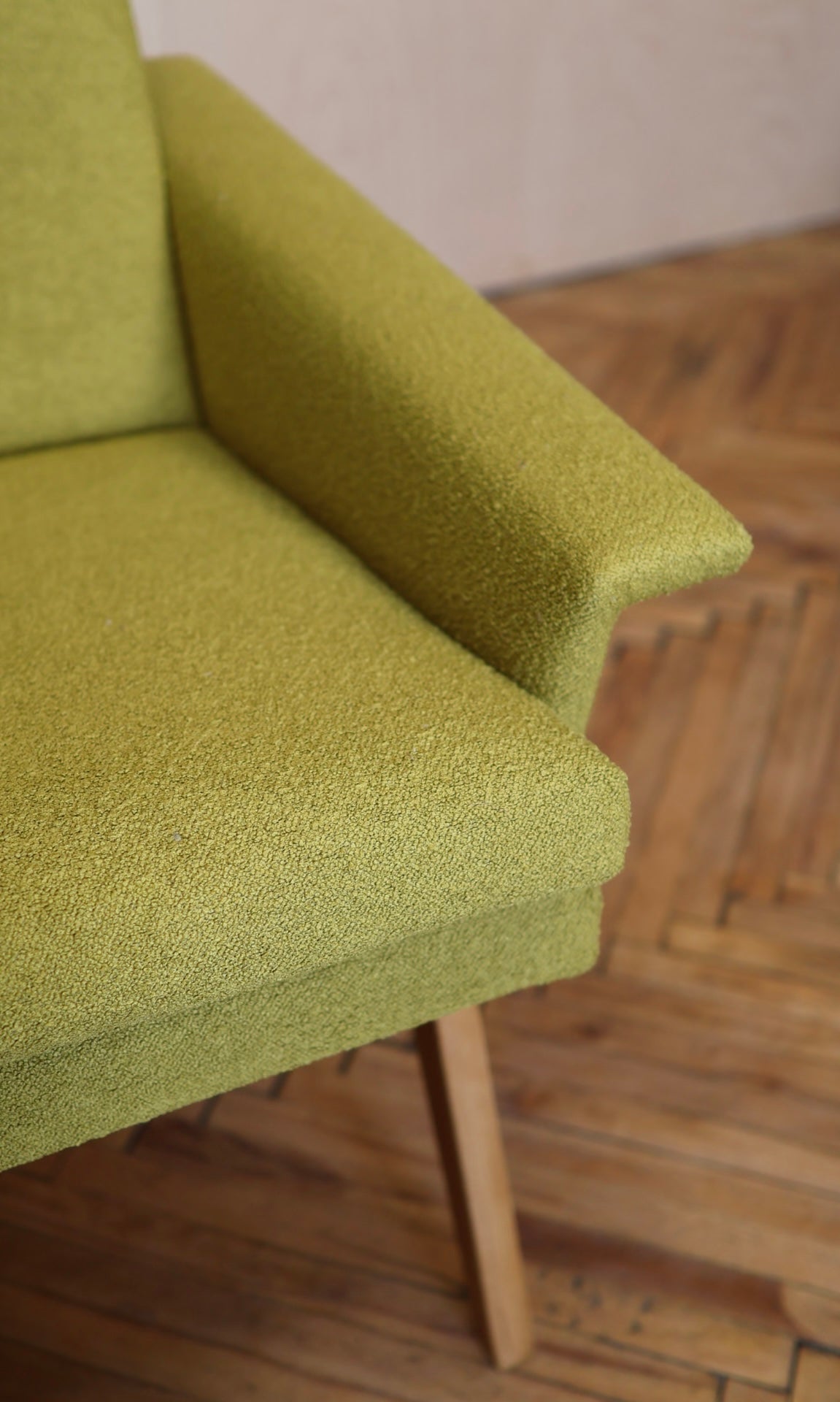 armchair Navrátil